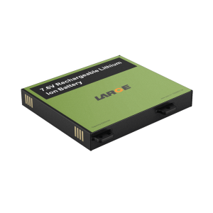 IIC通信プロトコルを備えたハンドヘルドタブレット用の 7.6V 2200mAh 低温-40℃リチウムポリマーバッテリーパック